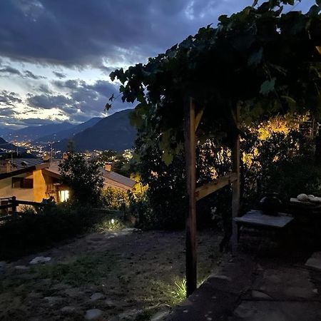 La Casa Di Martina Lägenhet Saint-Vincent Exteriör bild